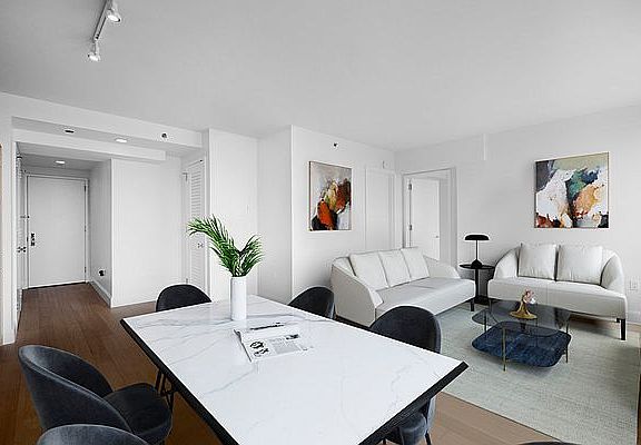 5th image of 10 City Pt APT 20H