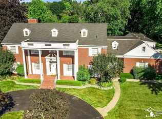 1045 Hollywood Dr, Monroe, MI 48162