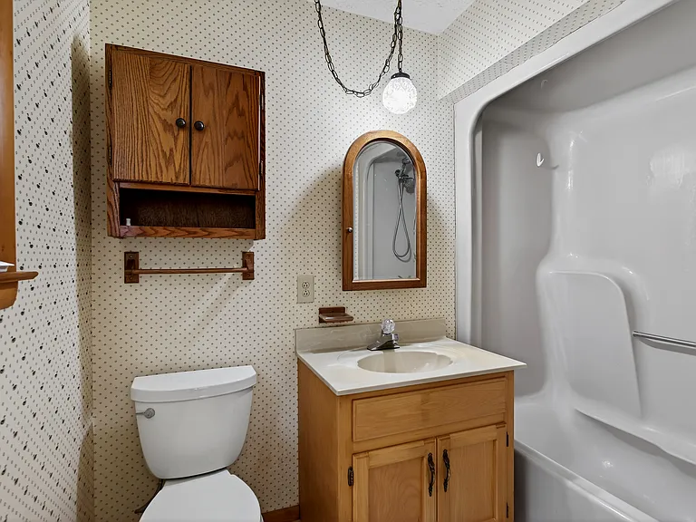 832 New Shackle Island Rd — Photo 19