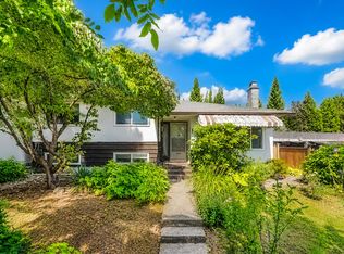 8259 10th Ave, Burnaby, BC V3N 2S6