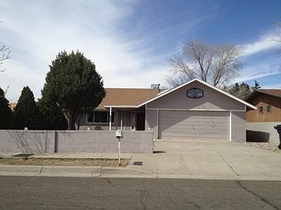 1st image of 807 Georgene Dr NE