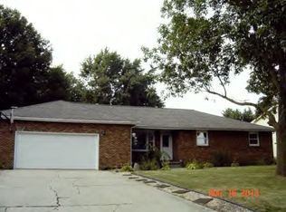 334 Ventura Dr, Forsyth, IL 62535