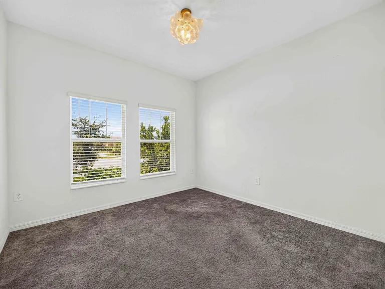 281 Piave St — Photo 6