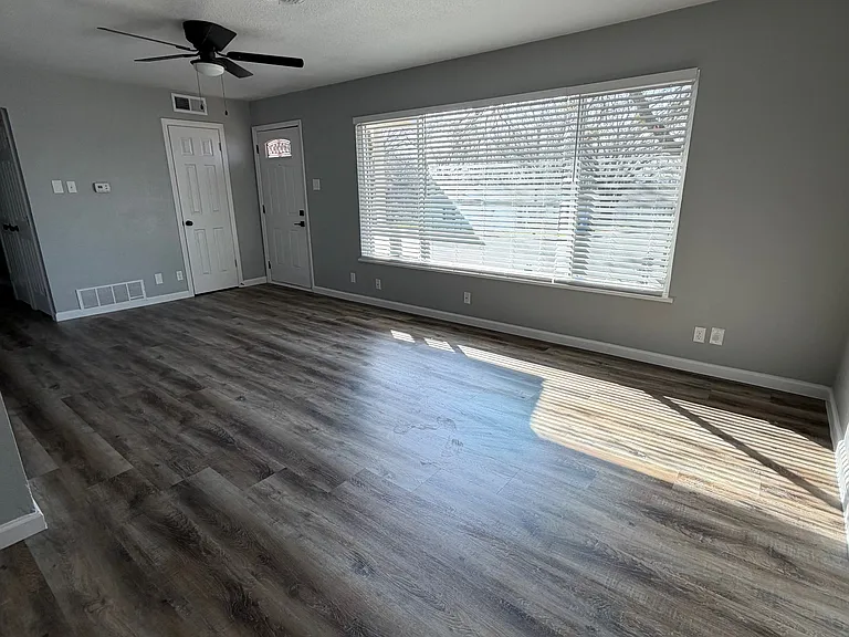 12 Pershing Dr — Photo 22