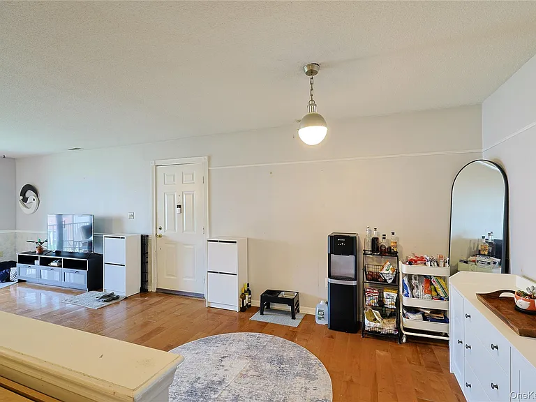 3 Brook Dr #27 — Photo 9
