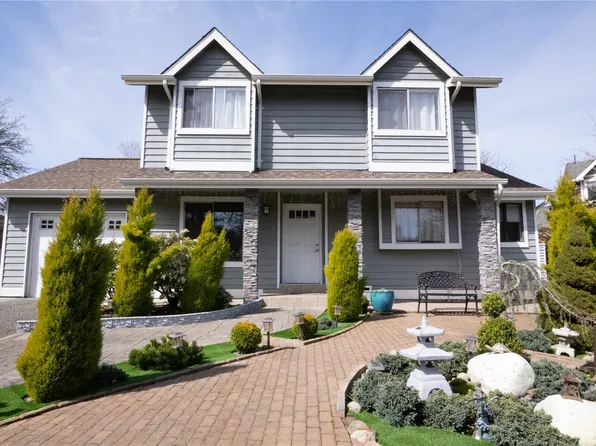 12022 SE 223rd DR, Kent, WA 98031