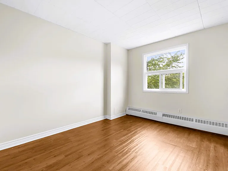 255 Willson Rd — Photo 7