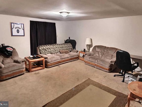 5th image of 12808 Carousel Ct