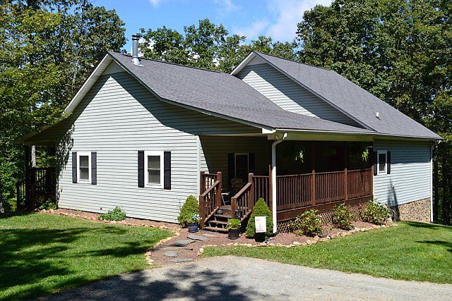 1st image of 660 Lonesome Oak Dr