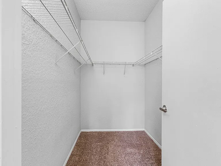 Juniper - 1 Bed / 1 Bath - 761 Sq.Ft.