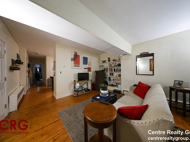 1728 Beacon St #B — Photo 5