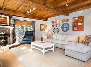 31687 Valley View Dr, Running Springs, CA 92382