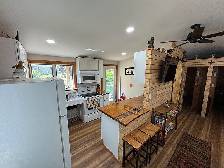 10880 3rd St — Photo 13