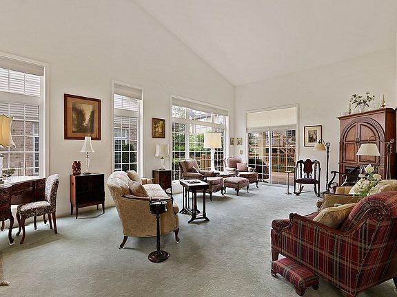 4th image of 3501 Spyglass Cir