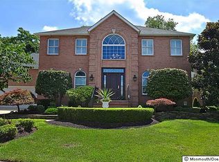 24 Presidential Path, Middletown, NJ 07748
