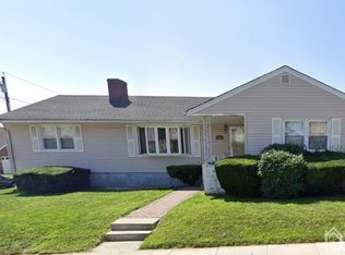 351 Summit Ave, Perth Amboy, NJ 08861