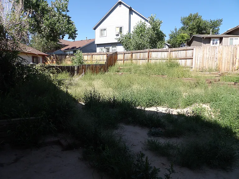 3483 Foxridge Dr — Photo 25