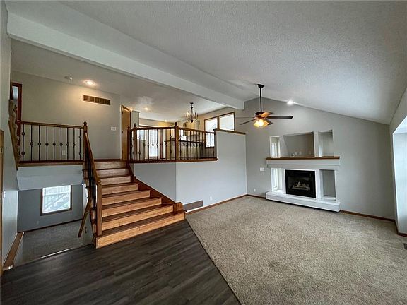 2nd image of 8515 N Robinhood Ave