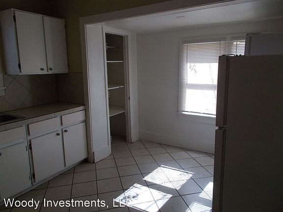 4th image of 1528 9th Ave #1528