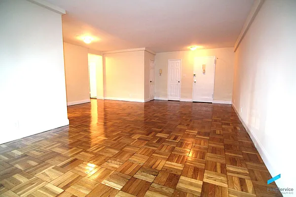 Rented by FirstService Realty (legacy) | media 16