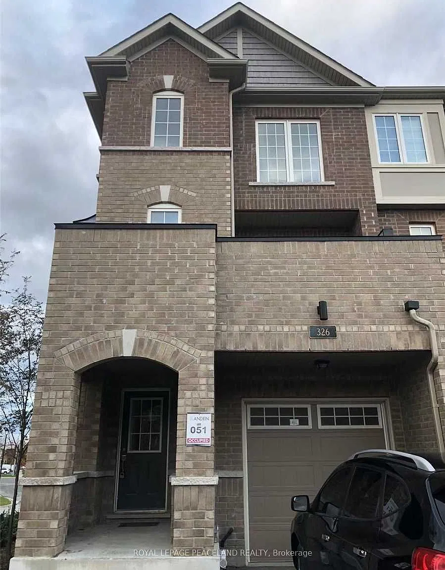 3 bed, $3,100 — Photo 1