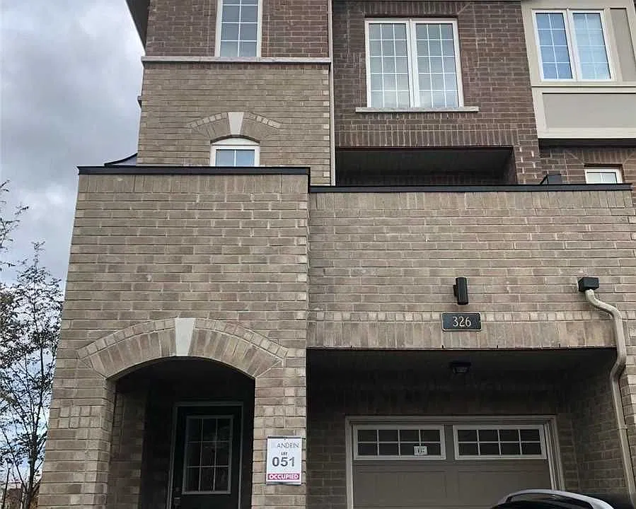 326 Clay Stones St