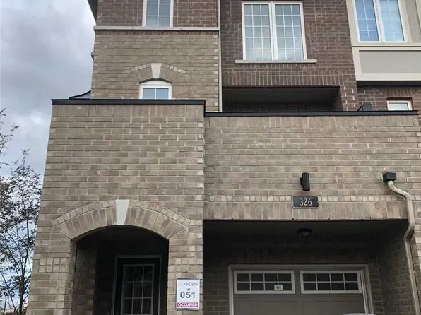 326 Clay Stones St, Newmarket, ON L3X 0M1