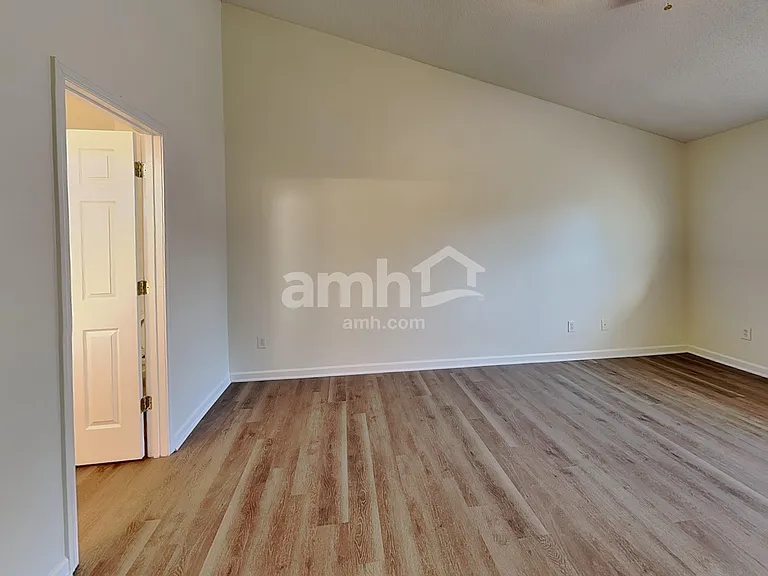 4008 Edgeview Dr — Photo 10
