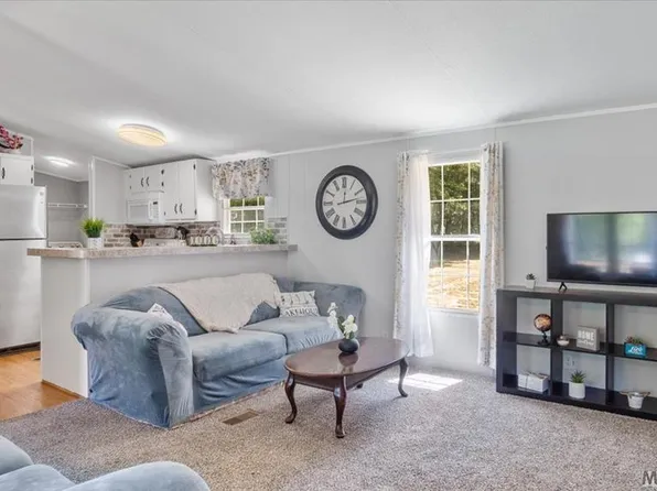 508 Almond Ct, Bracey, VA 23919