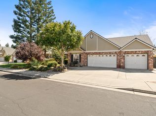 240 W Loyola Ave, Clovis, CA 93619