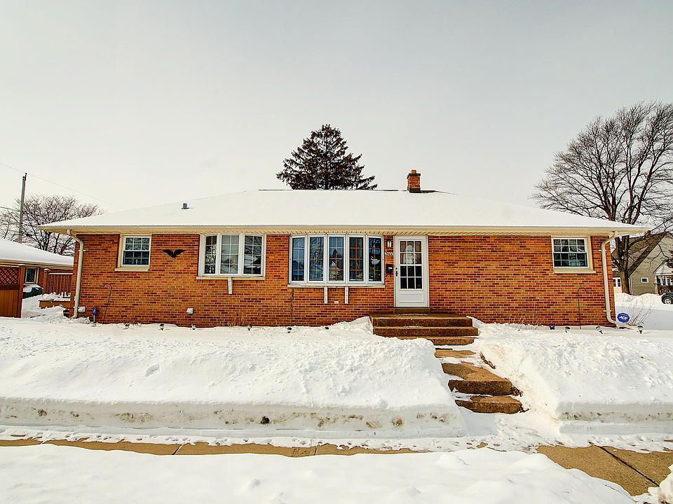 2nd image of 2600 14th Ave