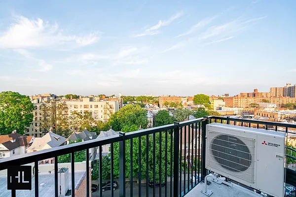 Rented by Highline Residential | media 41