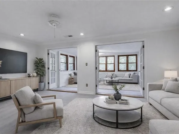 166 Maribeau Sq NW, Atlanta, GA 30327