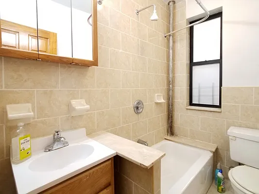 Rented by Sovereign Associates | media 20