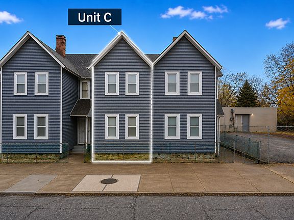 5th image of 1361 E 45th St #C