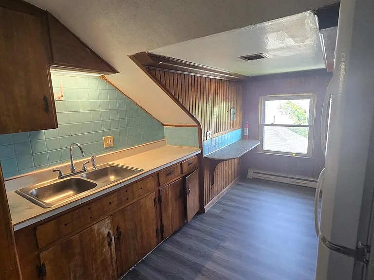 353 Kenilworth Ave #6 — Photo 2