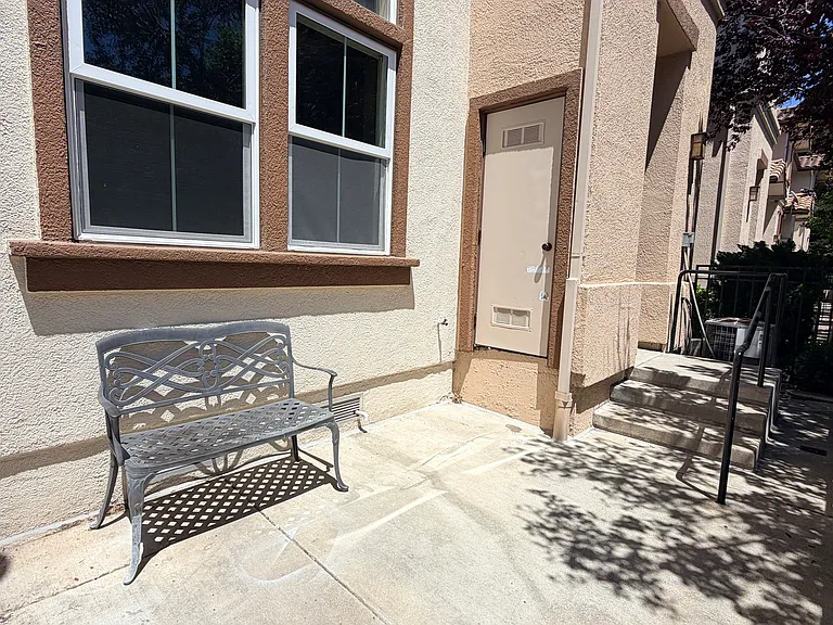 217 Santa Barbara St — Photo 39