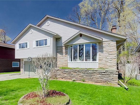 2nd image of 172 Rennie Dr