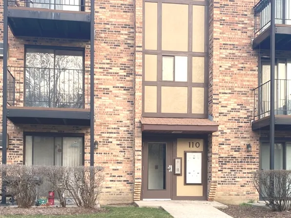 110 Klein Creek Ct APT 3C, Carol Stream, IL 60188