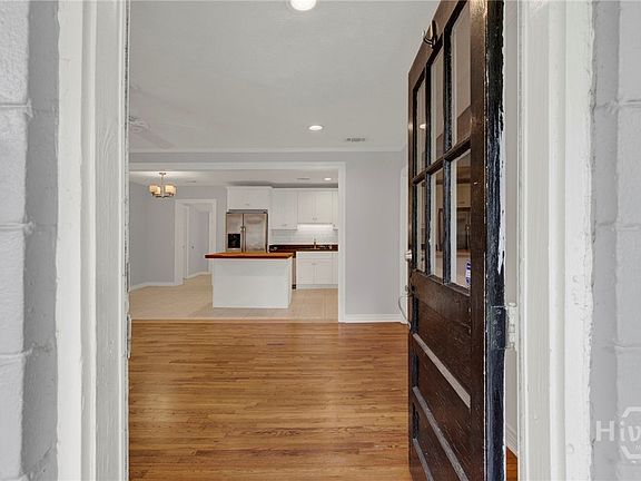 3rd image of 416 E 65th Street