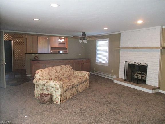 3rd image of 603 Union Ave NW