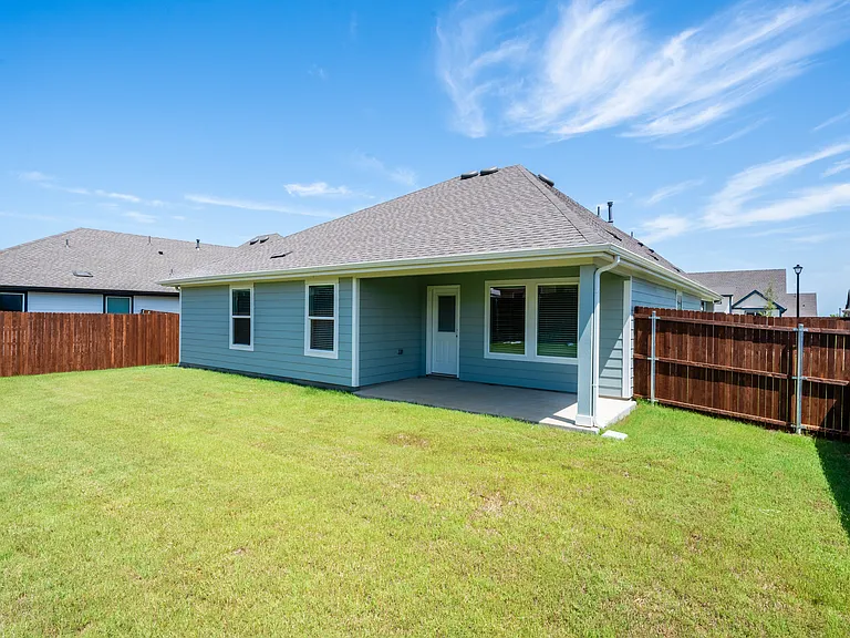 729 Orchid Way — Photo 24