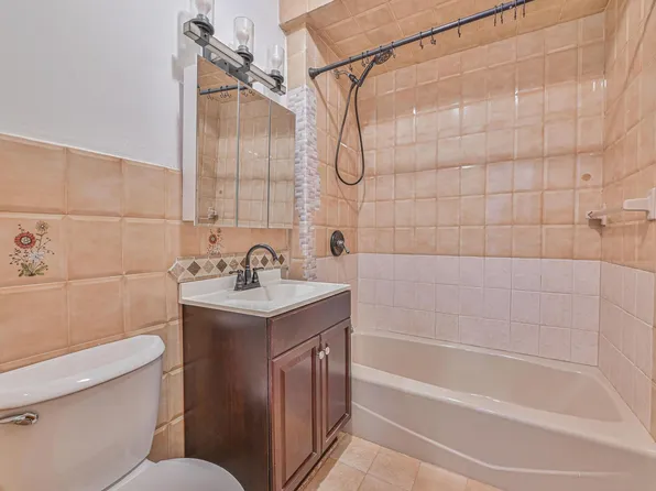 1270 Ovington Avenue image 10 of 20