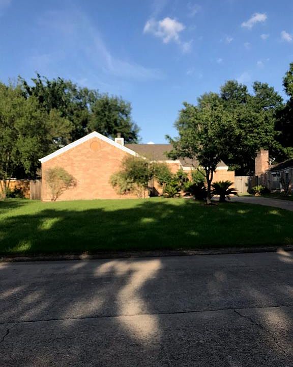 1st image of 6222 Crakston St