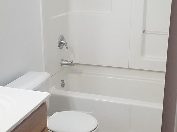 4th image of 1840 S 47th St