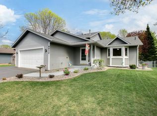 8930 Pineview Ln N, Maple Grove, MN 55369