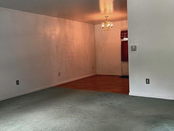 2nd image of 11503 Maplewood Dr