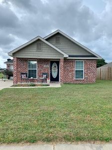 123 Hawthorne Dr, Long Beach, MS, 39560