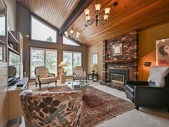 5th image of 8631 Byron Rd