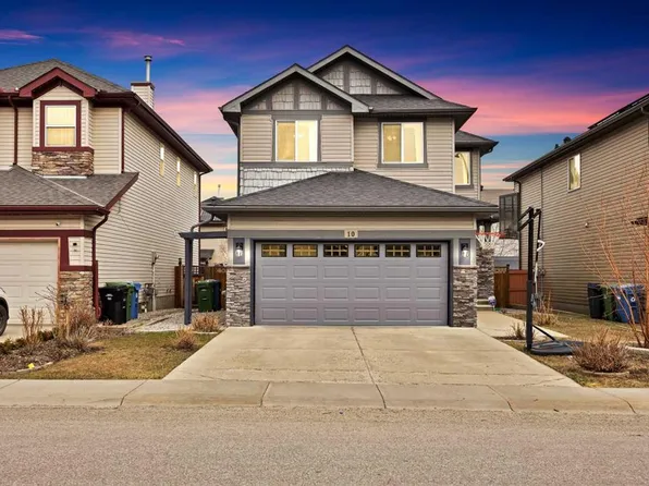 10 S Bridlerange Cir SW, Calgary, AB T2Y 5H4